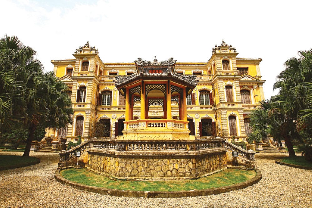 The majestic castle by the banks of An Cuu River